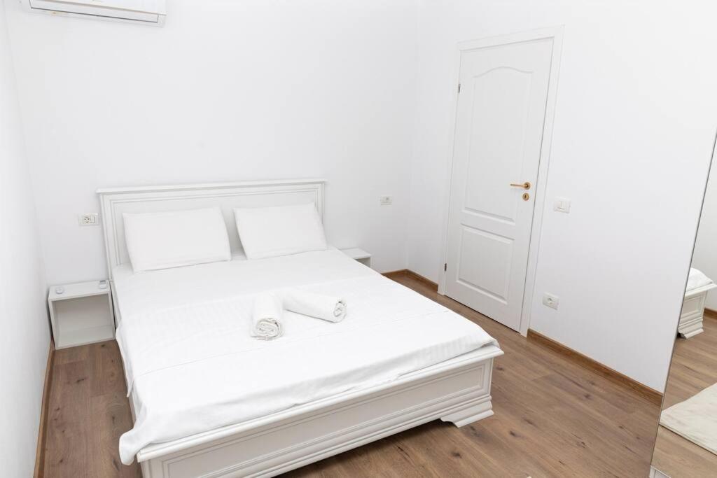 Enescu 3 City Center Flat Timişoara Exteriör bild